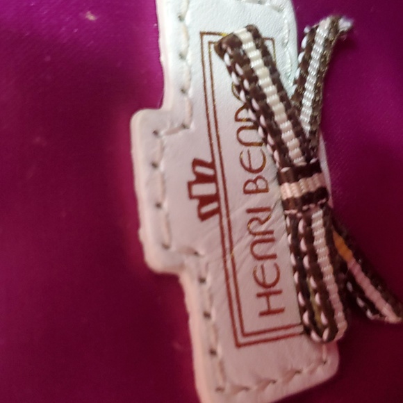 Henri Bendel No 7 Quilted Mini Lambskin Leather Wristlet Gold Hardware - Picture 14 of 14